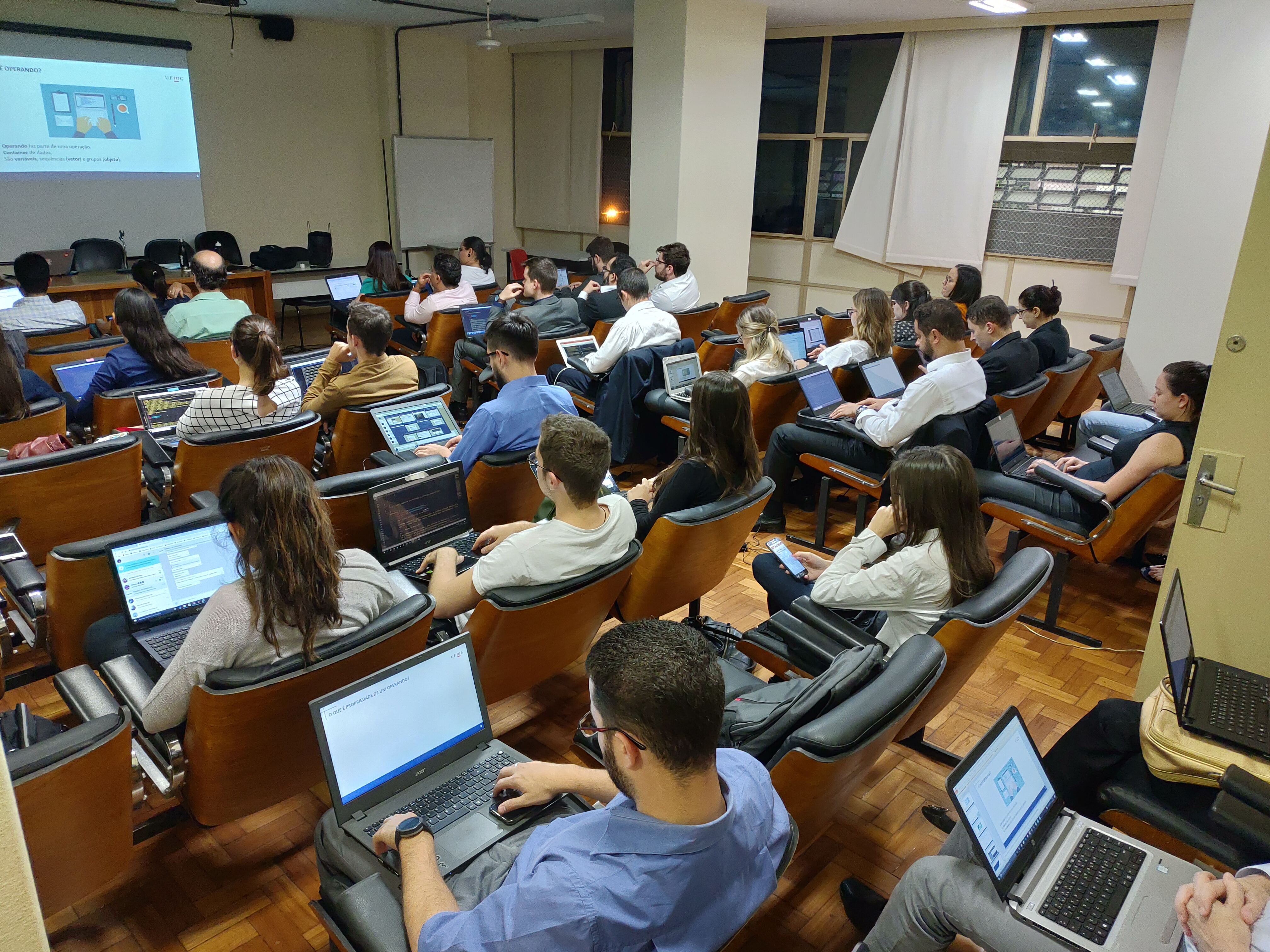 1 - Programa de PÃ³s-GraduaÃ§Ã£o - Faculdade de Direito da UFMG